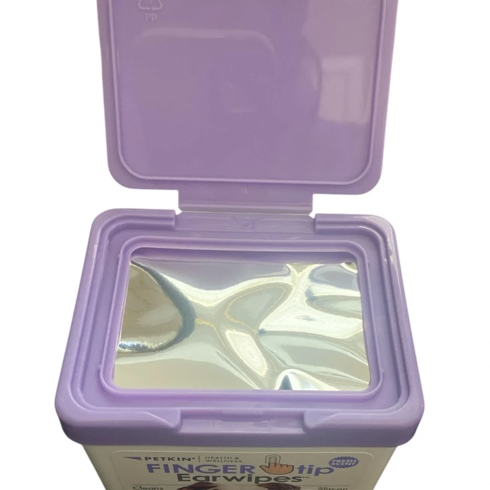 Purple Fingertip Earwipes for Dogs & Cats